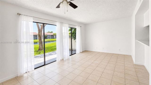 9821 NW 37th St 7F, Sunrise, FL 33351