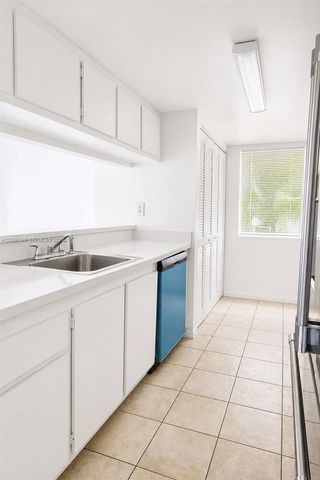 9821 NW 37th St 7F, Sunrise, FL 33351