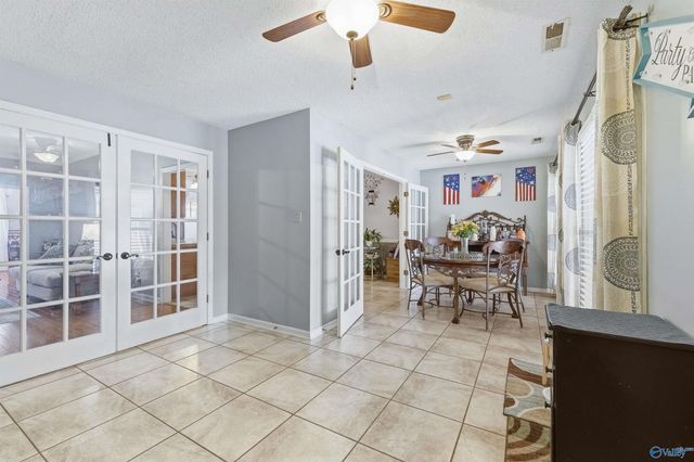 22302 Choctaw Lane, Athens, AL 35613