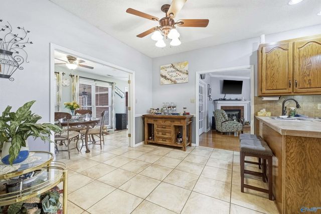 22302 Choctaw Lane, Athens, AL 35613