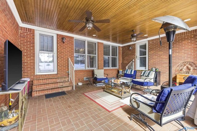 22302 Choctaw Lane, Athens, AL 35613