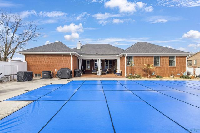 22302 Choctaw Lane, Athens, AL 35613