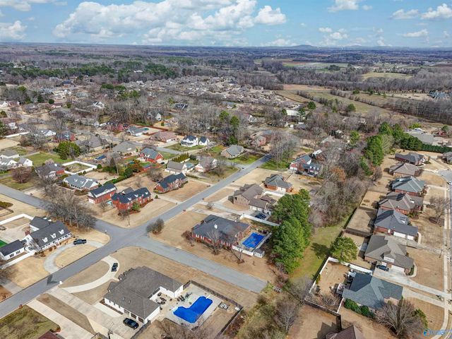 22302 Choctaw Lane, Athens, AL 35613