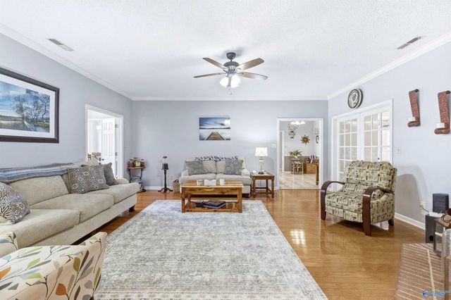 22302 Choctaw Lane, Athens, AL 35613