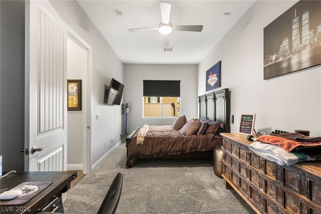 327 Castle Wynd Avenue, Las Vegas, NV 89183