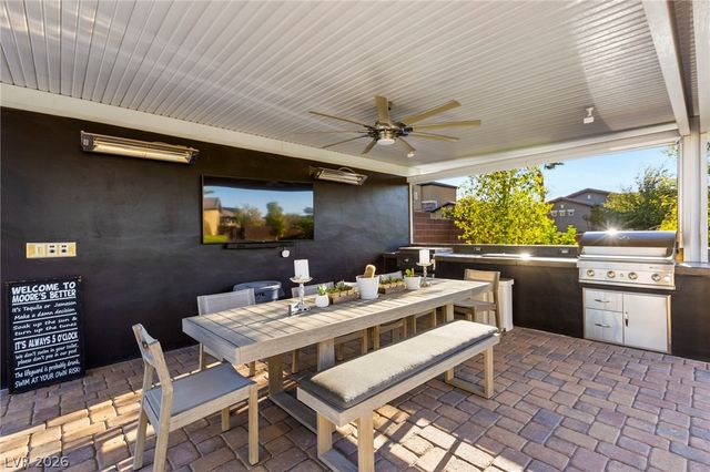 327 Castle Wynd Avenue, Las Vegas, NV 89183