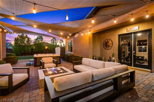 327 Castle Wynd Avenue, Las Vegas, NV 89183