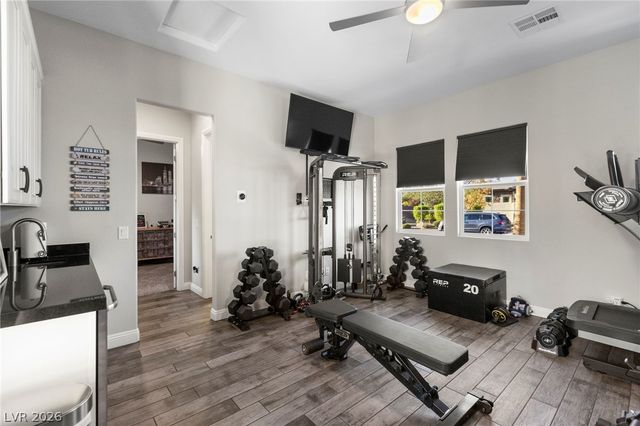 327 Castle Wynd Avenue, Las Vegas, NV 89183