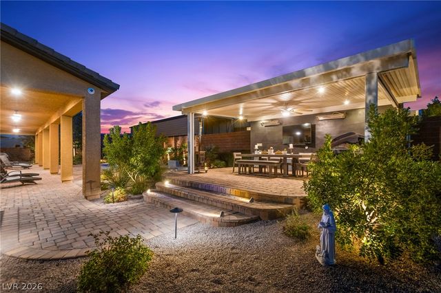 327 Castle Wynd Avenue, Las Vegas, NV 89183