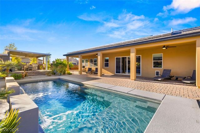 327 Castle Wynd Avenue, Las Vegas, NV 89183