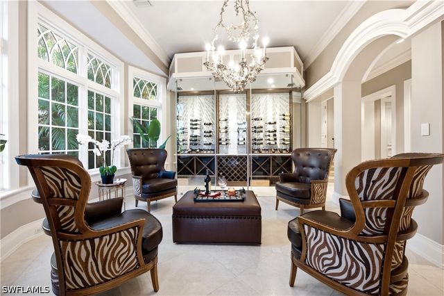 40 5th AVE S, Naples, FL 34102