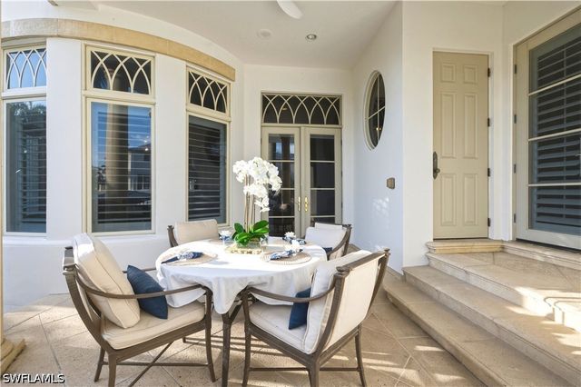 40 5th AVE S, Naples, FL 34102