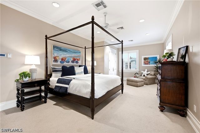 40 5th AVE S, Naples, FL 34102