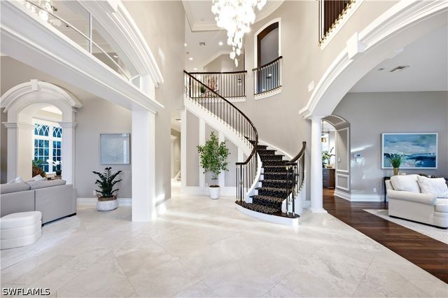 40 5th AVE S, Naples, FL 34102