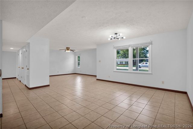 2231 Tolgate Road, Fayetteville, NC 28304