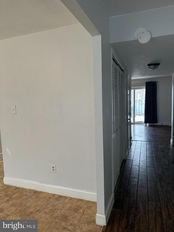 22 ROXBOROUGH PL, Willingboro, NJ 08046