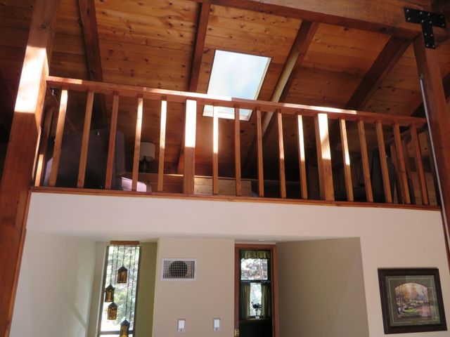 3281 Mountain Lake Dr, Pollock Pines, CA 95726