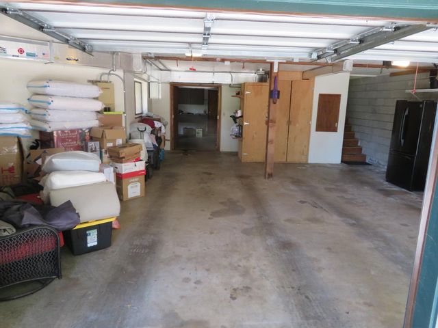 3281 Mountain Lake Dr, Pollock Pines, CA 95726