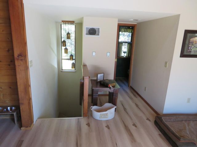 3281 Mountain Lake Dr, Pollock Pines, CA 95726
