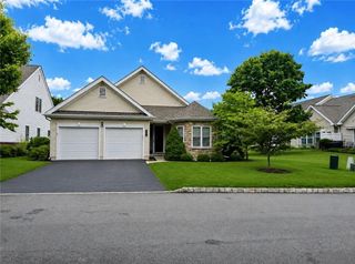 2757 Terrwood Drive East, Macungie Boro, PA 18062