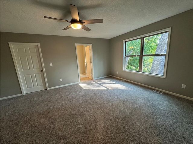 7806 Troup Avenue, Kansas City, KS 66112