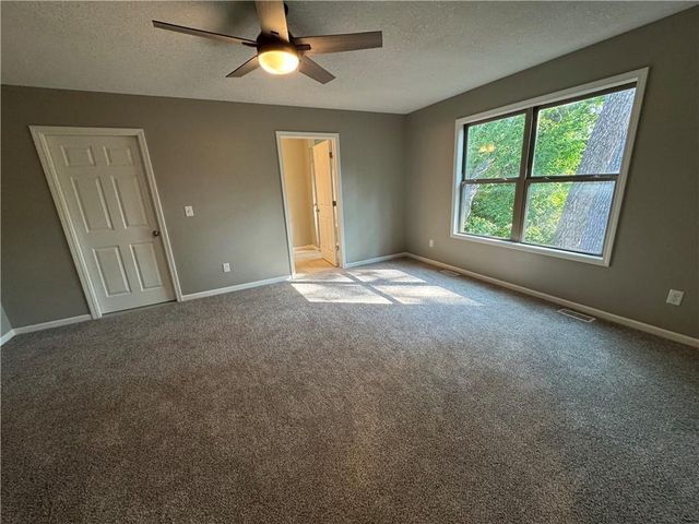 7806 Troup Avenue, Kansas City, KS 66112