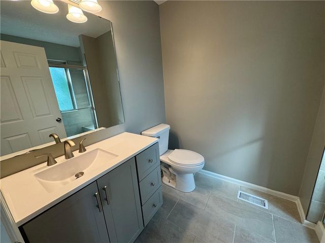 7806 Troup Avenue, Kansas City, KS 66112