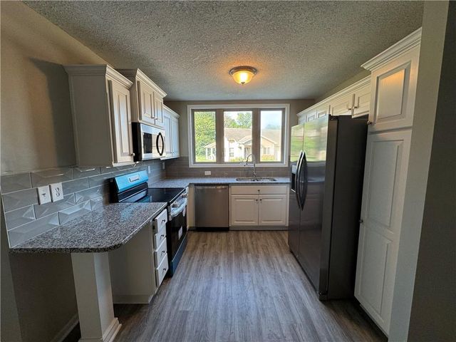 7806 Troup Avenue, Kansas City, KS 66112