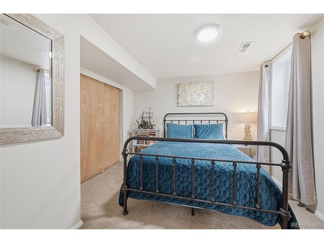 1665 Sagrimore Cir, Lafayette, CO 80026