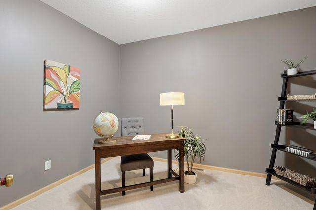 20584 Kearney Path, Lakeville, MN 55044