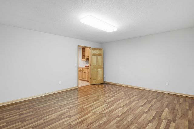 20584 Kearney Path, Lakeville, MN 55044
