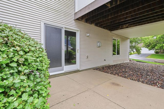 20584 Kearney Path, Lakeville, MN 55044