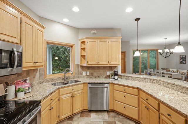 20584 Kearney Path, Lakeville, MN 55044
