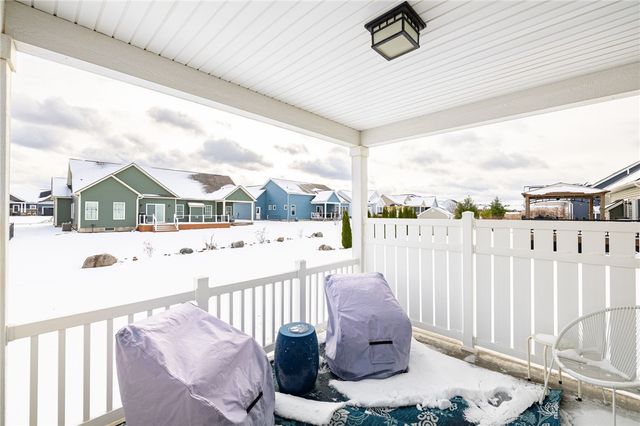 1461 Grand Meadows Way, Webster, NY 14580