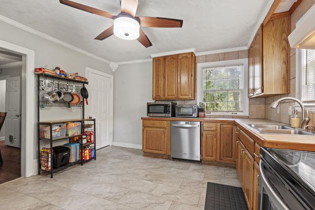 1804 Mars St, La Vergne, TN 37086