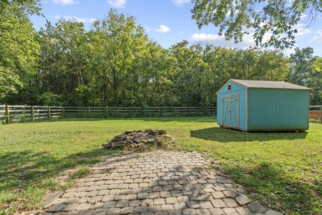 1804 Mars St, La Vergne, TN 37086