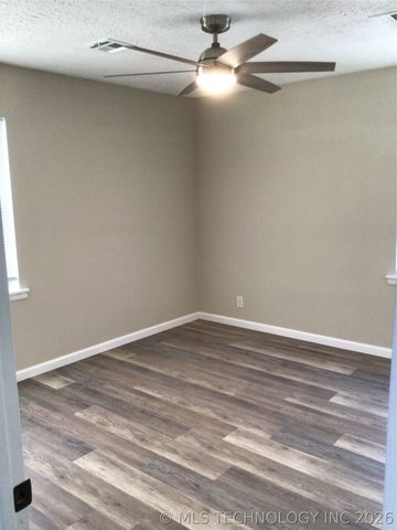 309 N Fairland Street, Pryor, OK 74361