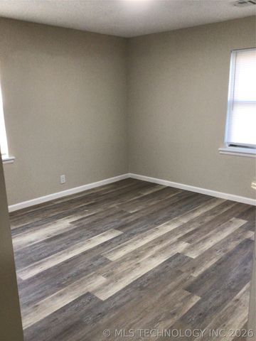 309 N Fairland Street, Pryor, OK 74361