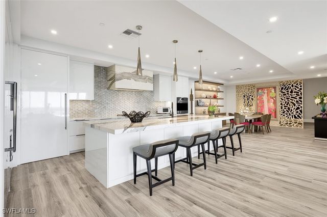 4991 Bonita Bay BLVD 1102, Bonita Springs, FL 34134