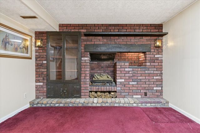 5059 Leona Dr, Baldwin Boro, PA 15227