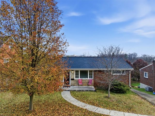 5059 Leona Dr, Baldwin Boro, PA 15227