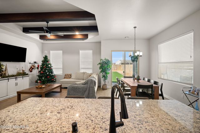 6233 Recoleta Road, Las Cruces, NM 88012