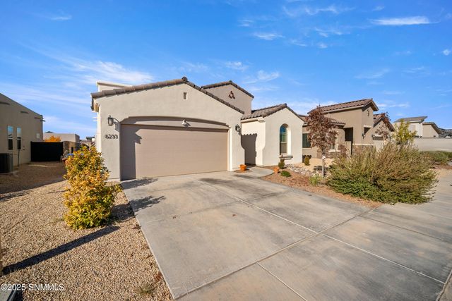 6233 Recoleta Road, Las Cruces, NM 88012