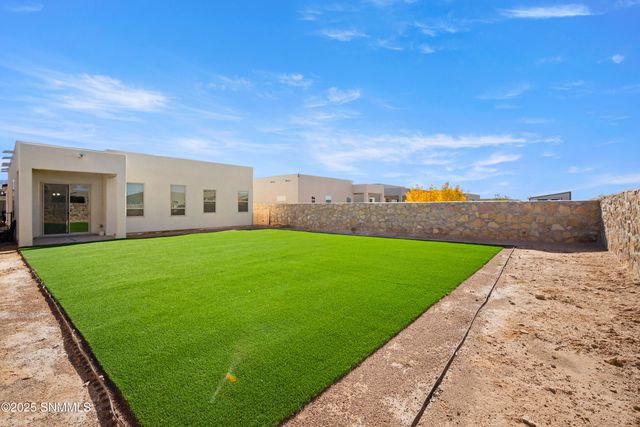 6233 Recoleta Road, Las Cruces, NM 88012