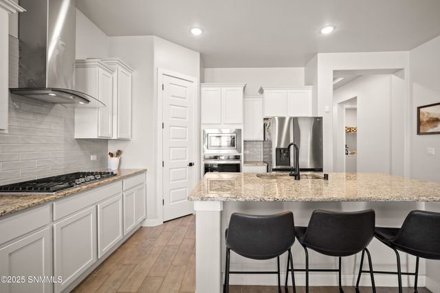 6233 Recoleta Road, Las Cruces, NM 88012