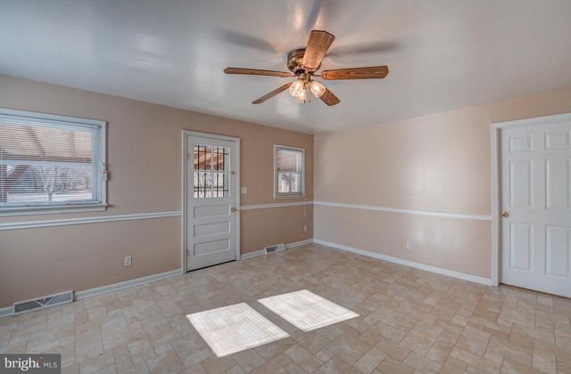 10605 WILLETTS CROSSING RD, White Plains, MD 20695