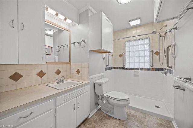 3805 LITTLEBROOK Drive, Clemmons, NC 27012