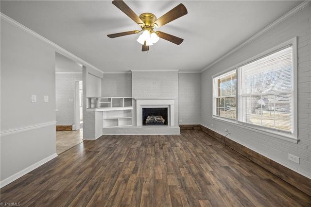 3805 LITTLEBROOK Drive, Clemmons, NC 27012