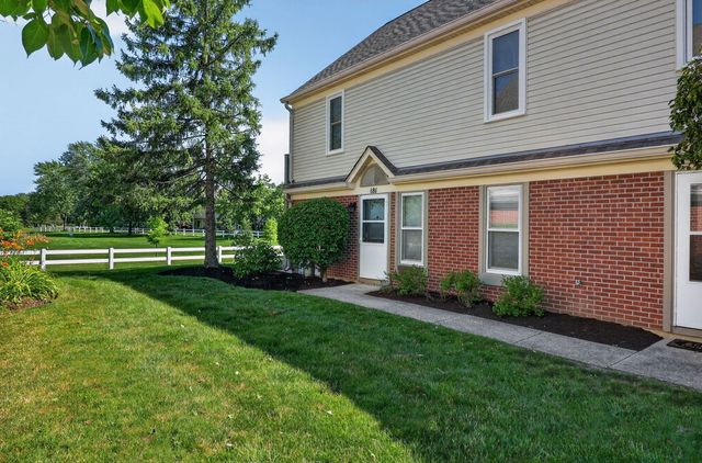 181 Inverness Court 1, Elk Grove Village, IL 60007