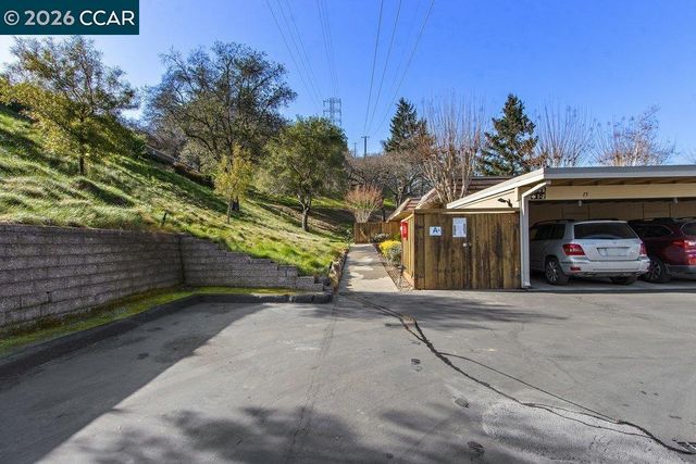 2209 Ptarmigan Dr. 2, Walnut Creek, CA 94595